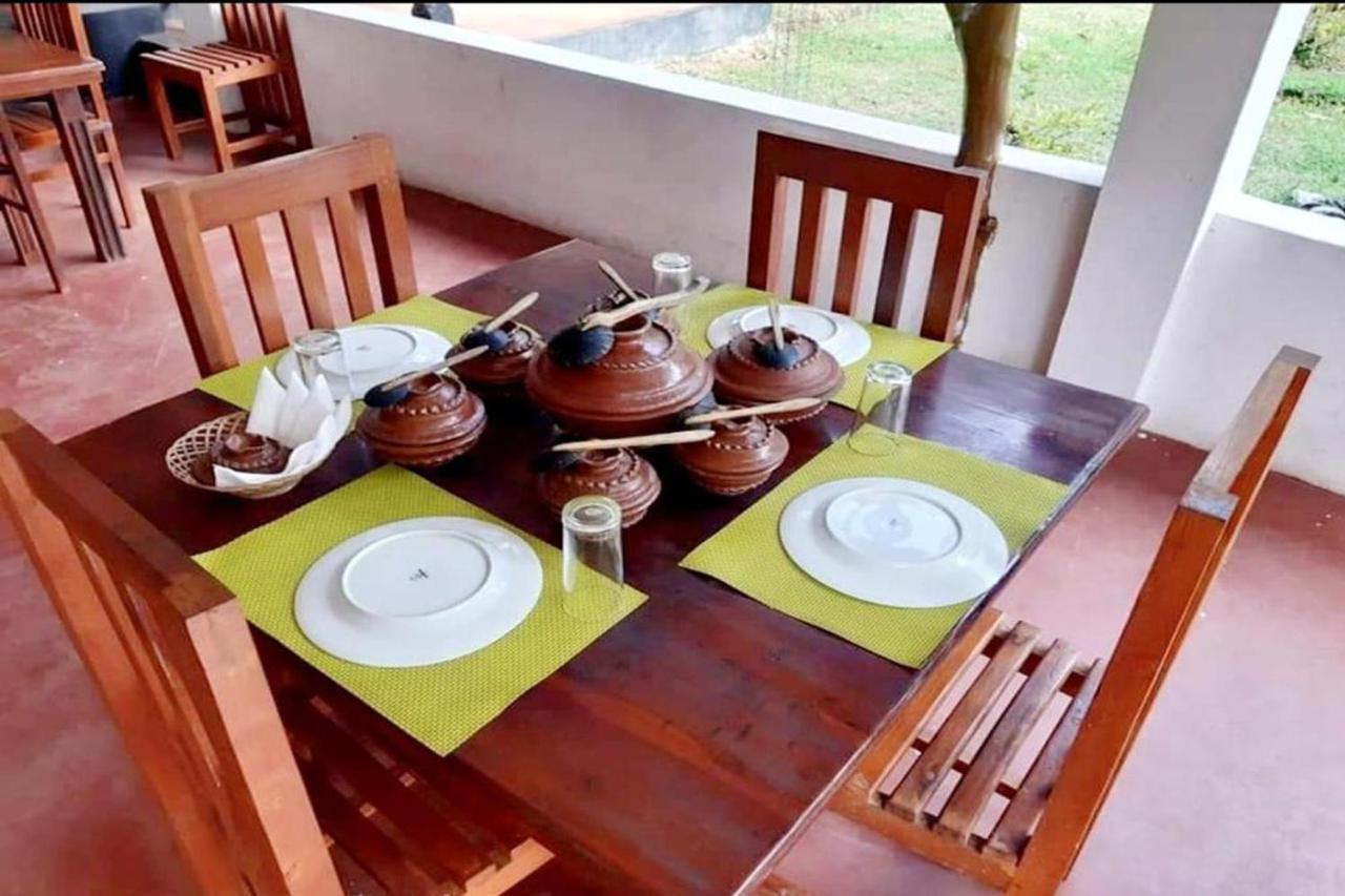 Bed and Breakfast Banana Rest Sigiriya Exterior foto