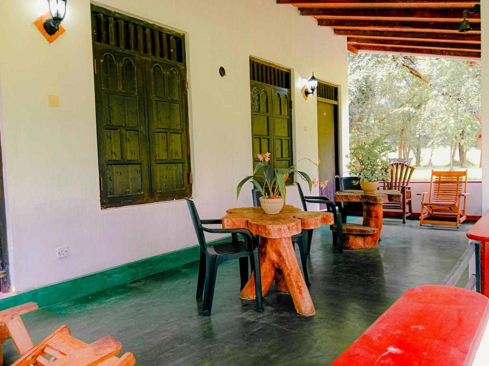 Bed and Breakfast Banana Rest Sigiriya Exterior foto